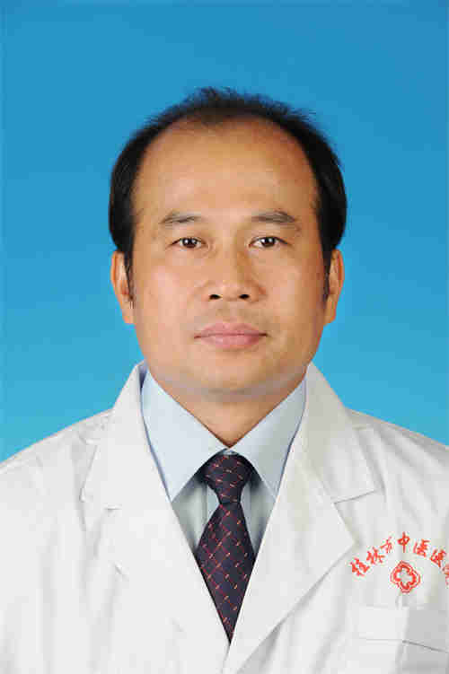 黄明晖 