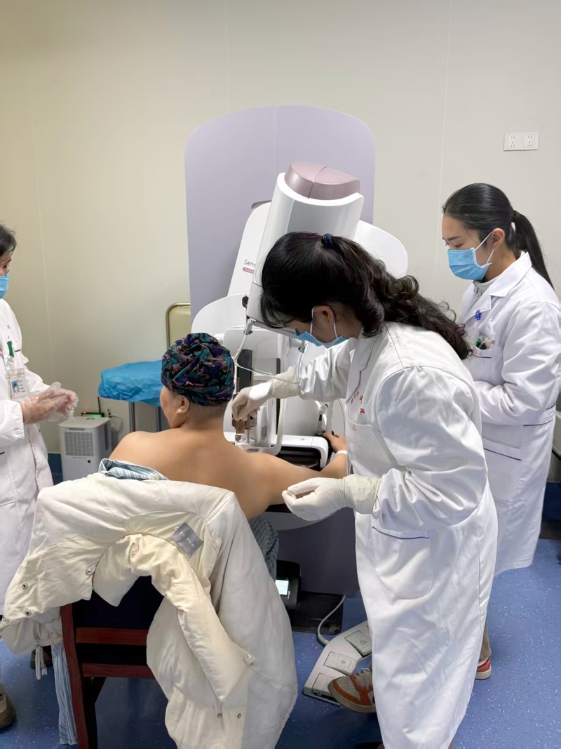 行业领先|重磅!国家临床重点专科乳腺科率先开展对比增强乳腺X线摄影引导下定位技术