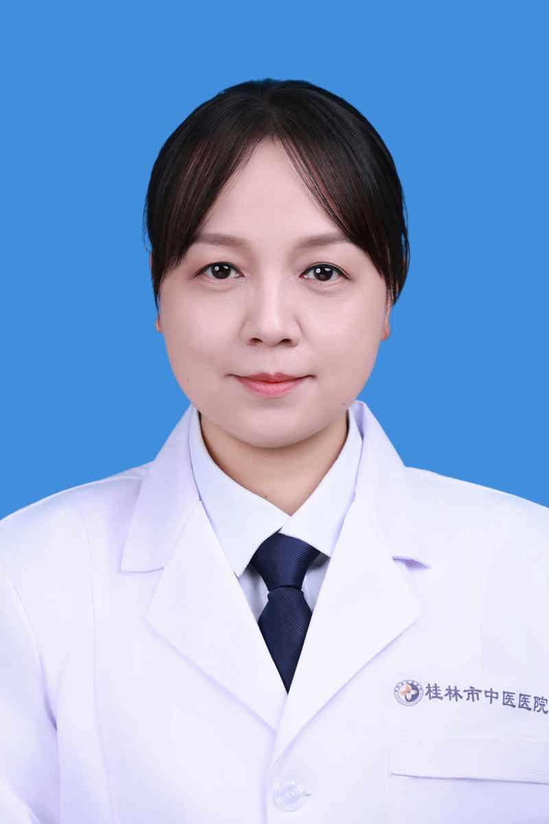 阮威君