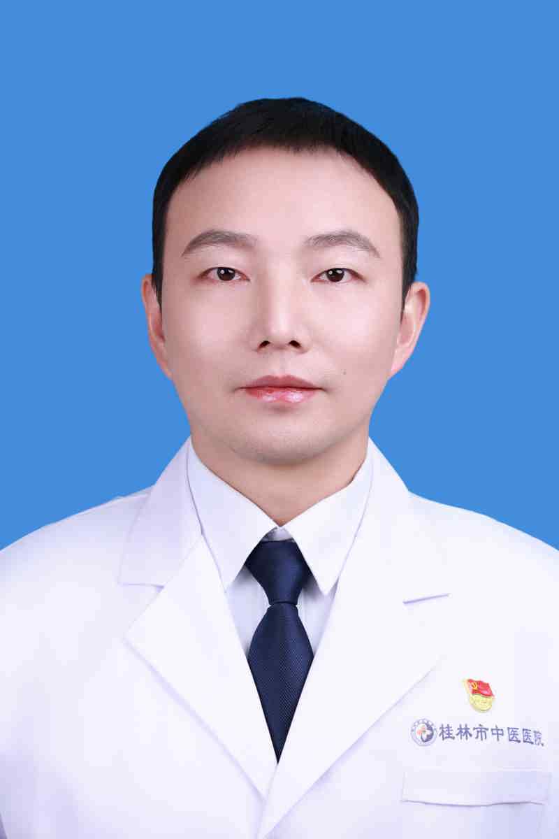 刘刚 