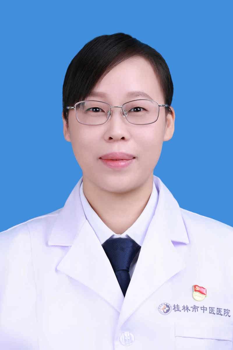 何东艳 